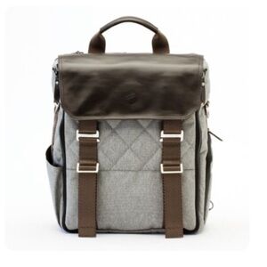 Paperclip Life Heather Grey
Willow Diaper Bag Integrated Fold-Out Changing Area